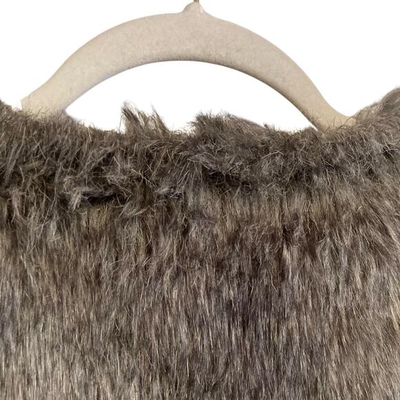 Y2K Brown White Mob Wife Maximalist New York Streetwear Faux Fur Vest Sz Medium - Picture 8 of 14